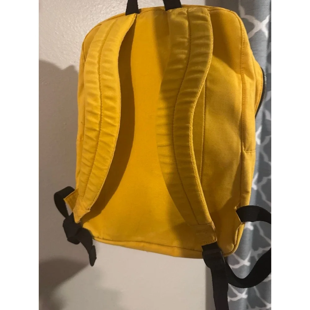 Universal Harry Potter huffle puff backpack‎